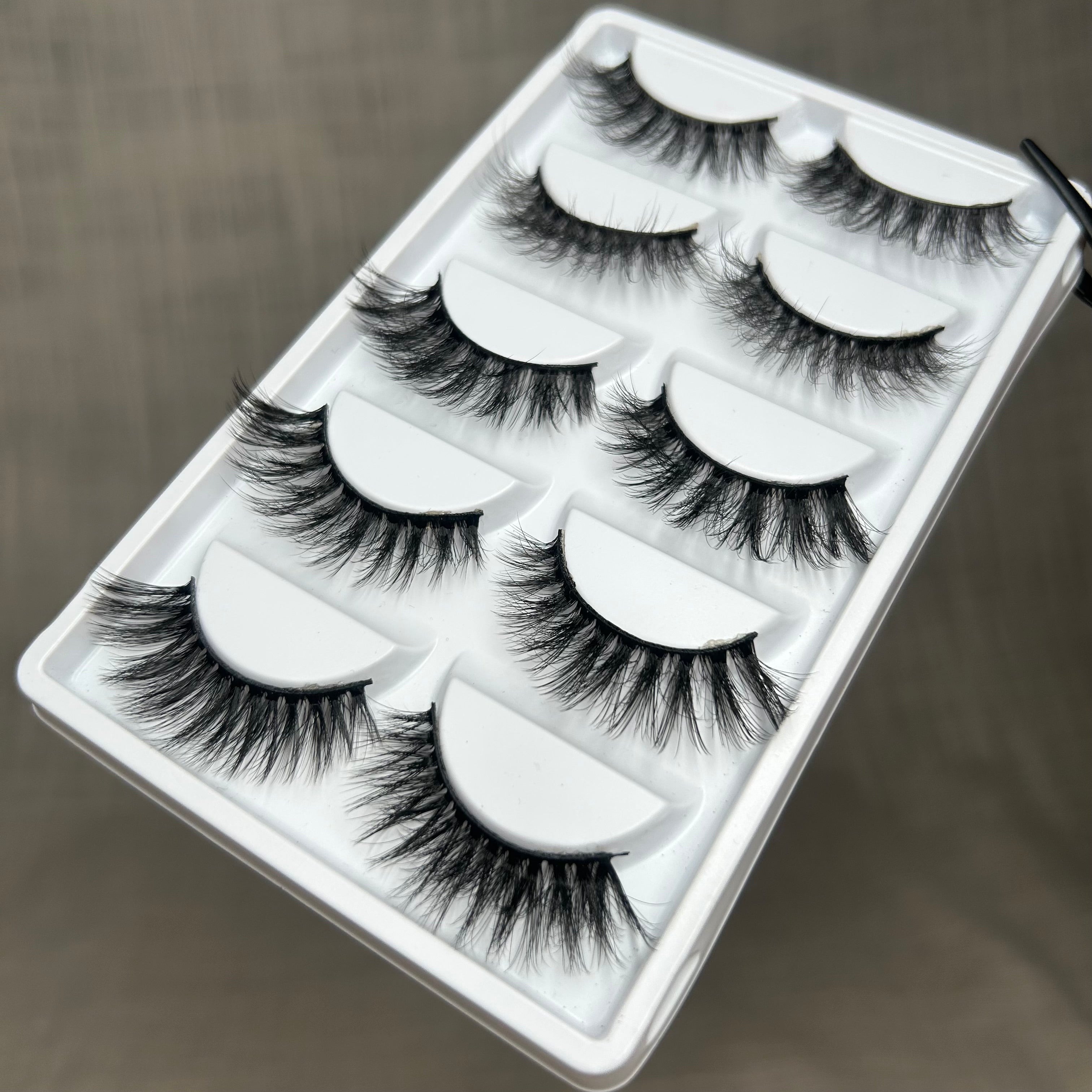 Signature lashes - pack of 5